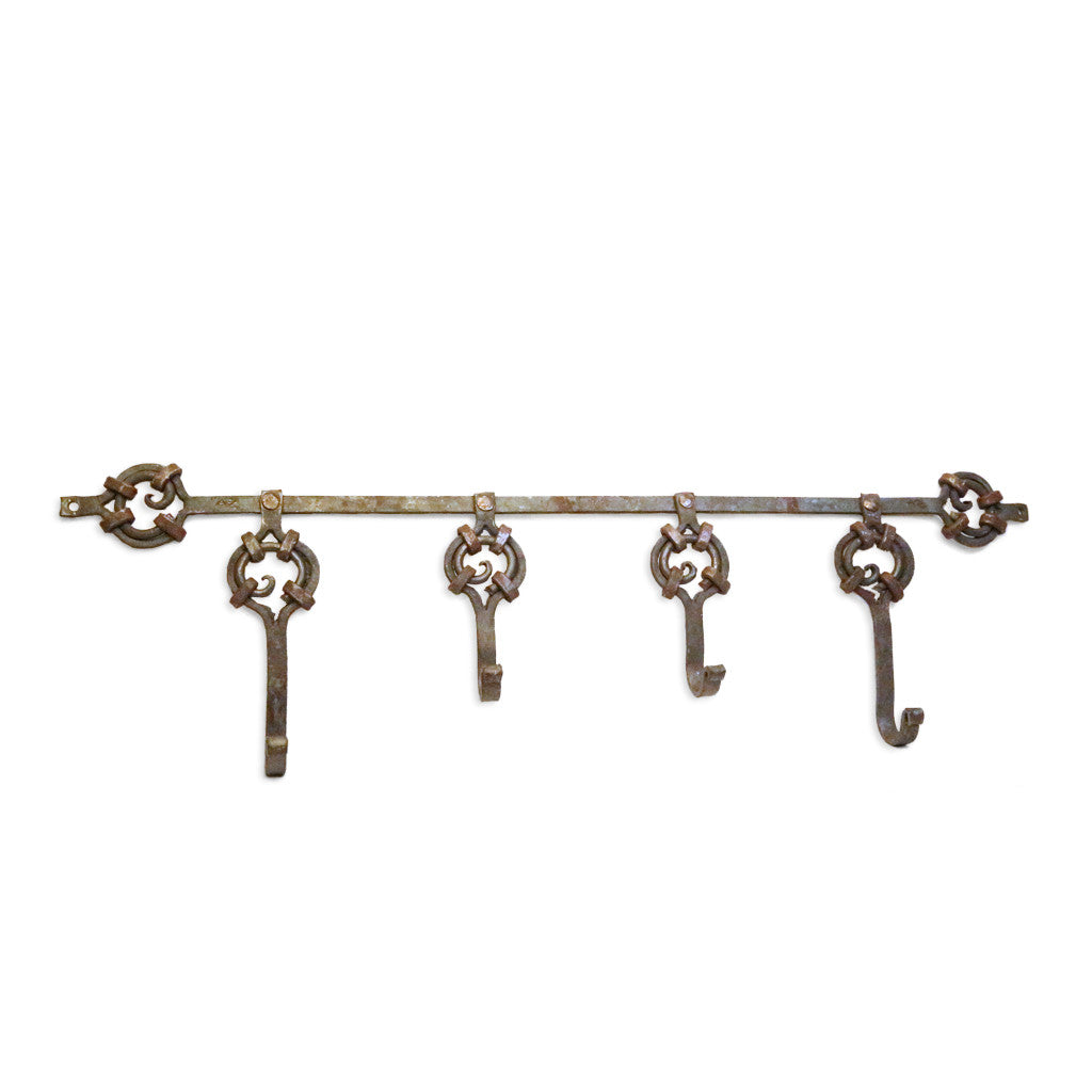Wrought Iron 4 Hook Rustic Knot detail